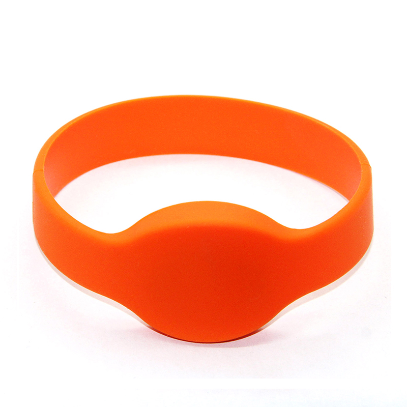 RFID硅膠運(yùn)動腕帶廠家定做硅膠腕帶NFC硅膠手環(huán)